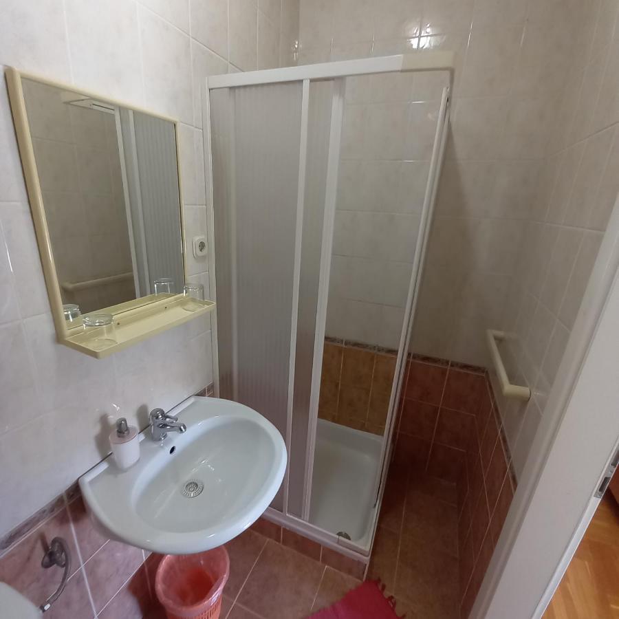 Villa Fontana Sukosan Ngoại thất bức ảnh
